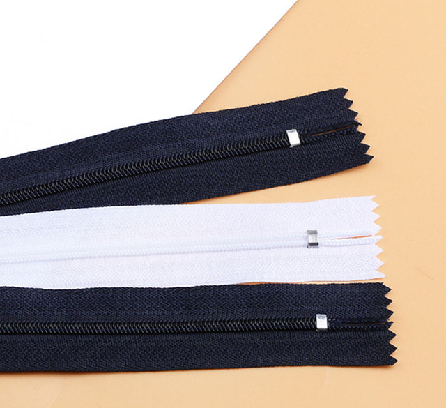 13cm 15cm 18cm 20cm Wholesale 3# Close End Auto Loc Plastic Nylon Zipper