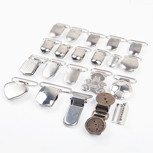 Factory Wholesale Durable Metal Teeth Pacifier Suspender Strap Clip for Clothes Garment