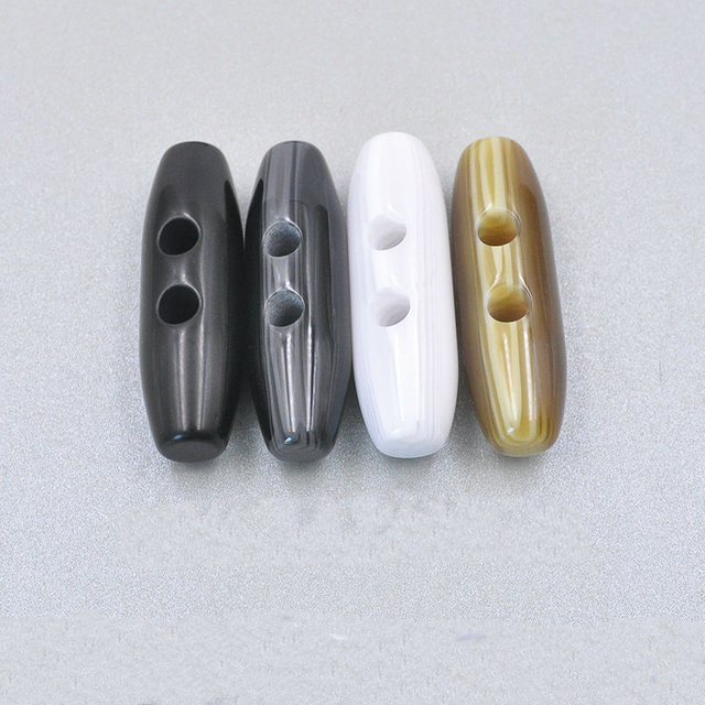 Custom Double Head 2 Holes Plastic Resin Horn Toggle Buttons for Coat