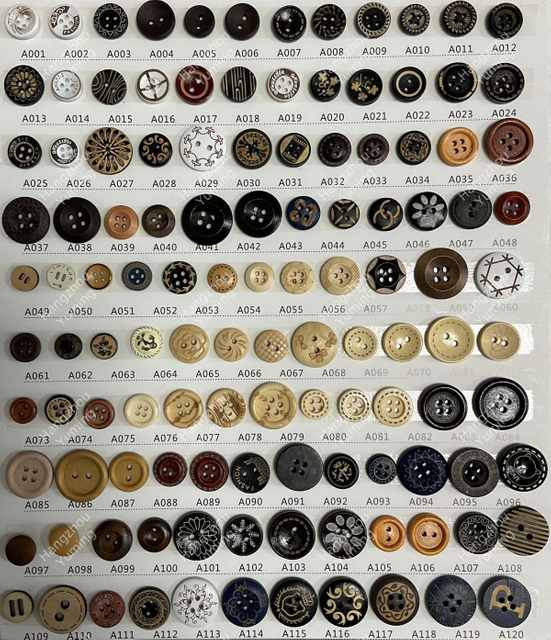 Custom Logo Brand 4 Holes Shirt Fashion Natural Wooden Button for Sale