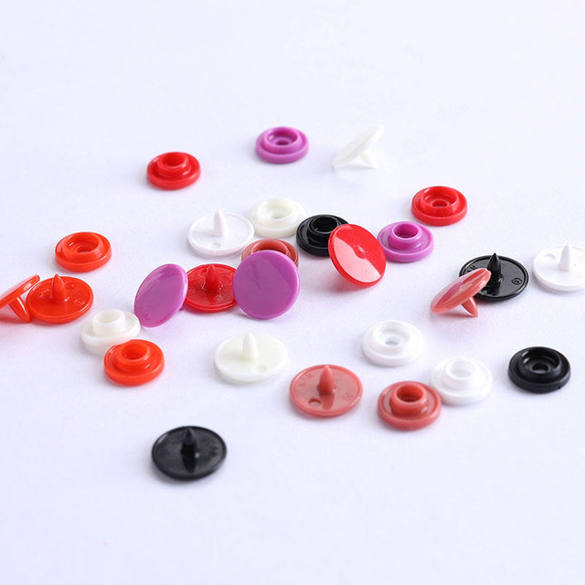 plastic snap fastener