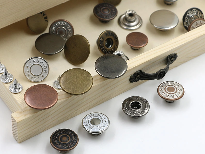 Type of jeans button