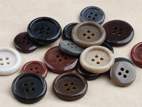 resin button_639_479.jpg