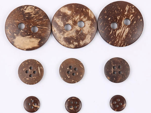 Options de personnalisation et applications pour les boutons de noix de coco