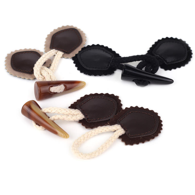 Custom Sew on Pu Leather Coat Resin Toggle Closure Button