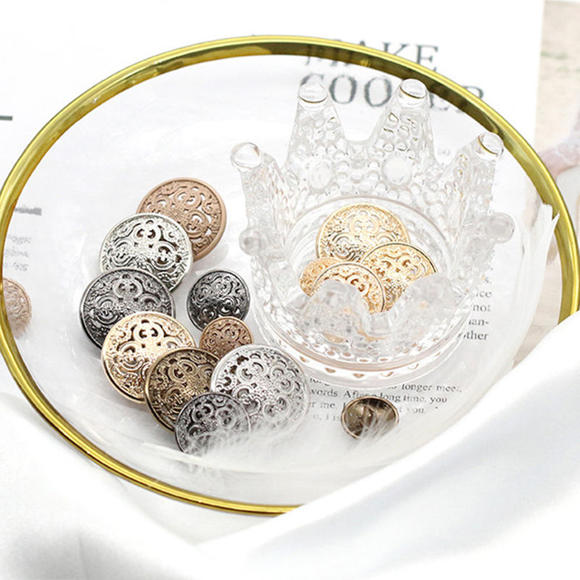 In Stock Retro Style Round Metal Shank Buttons for Cloat